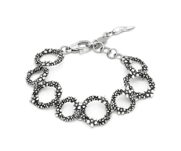 Discover the Giovanni Raspini Wildflowers Bracelet Ladies Bracelets. Delicate sterling silver bracelet inspired by wildflower gardens.
