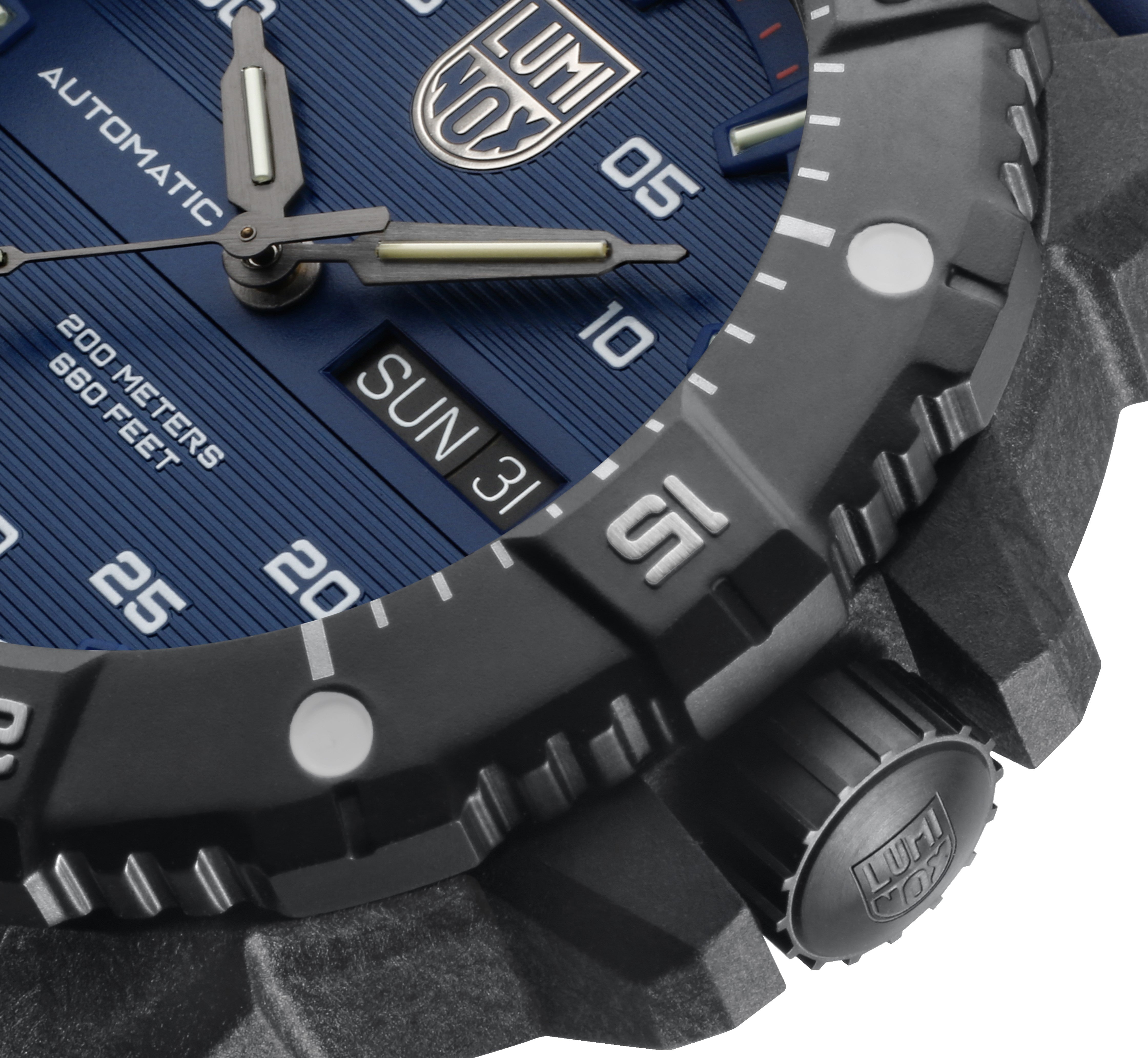 Alternate product view of the Luminox Canada Master Carbon SEAL Automatic XS.3863 Swiss Watch. 3860 SERIES, 45 mm - Swiss Automatic Movement - CARBONOX™+ is three times lighter than titanium - Superior Tensile Strength and scratch resistance Main Characteristics  Swiss Made Constant glow for up to 25 years in any light condition 45mm Diameter 200 meters Water Resistance, 20 ATM, 660 feet, individually tested Swiss Automatic Movement – SELLITA SW 220-1 CARBONOX™+ Case 316L Stainless Stee