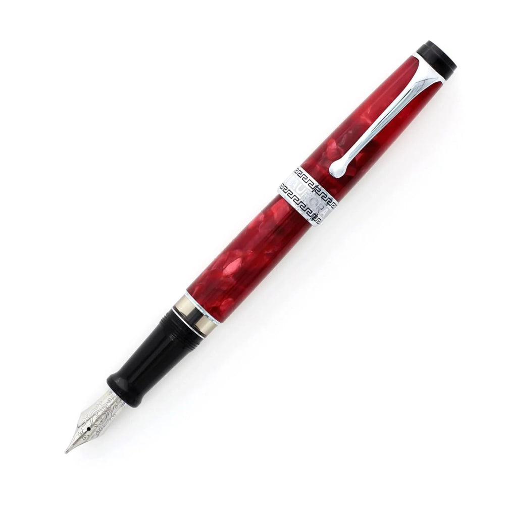 Discover the Aurora Fuoco Aurea Minima Pen. The Fuoco Aurea Minima represents the pinnacle of writing instrument craftsmanship.