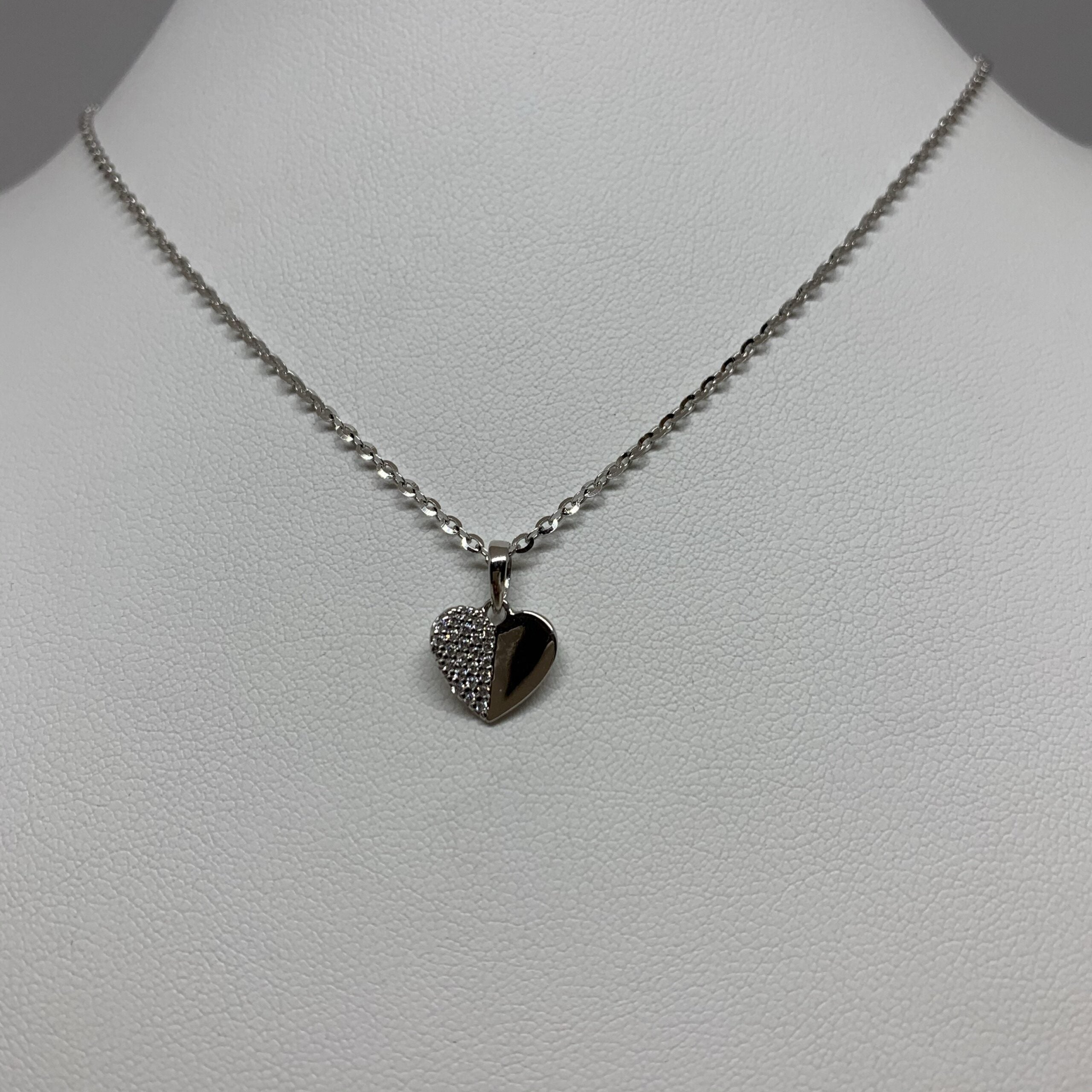 Pendentif Cœur Demi Pavé