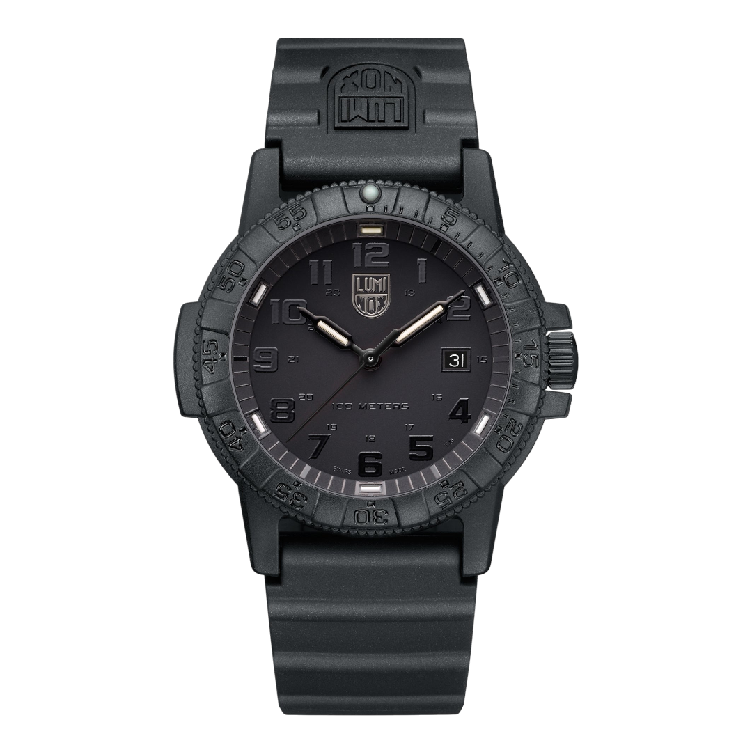 Discover the Luminox Canada Leatherback Sea Turtle Giant 0321.BO.L Swiss Watch. Luminox, known for its pioneering use of self-powered illumination technology, launched the newest addition to the SEA series - the Leatherback Sea Turtle.