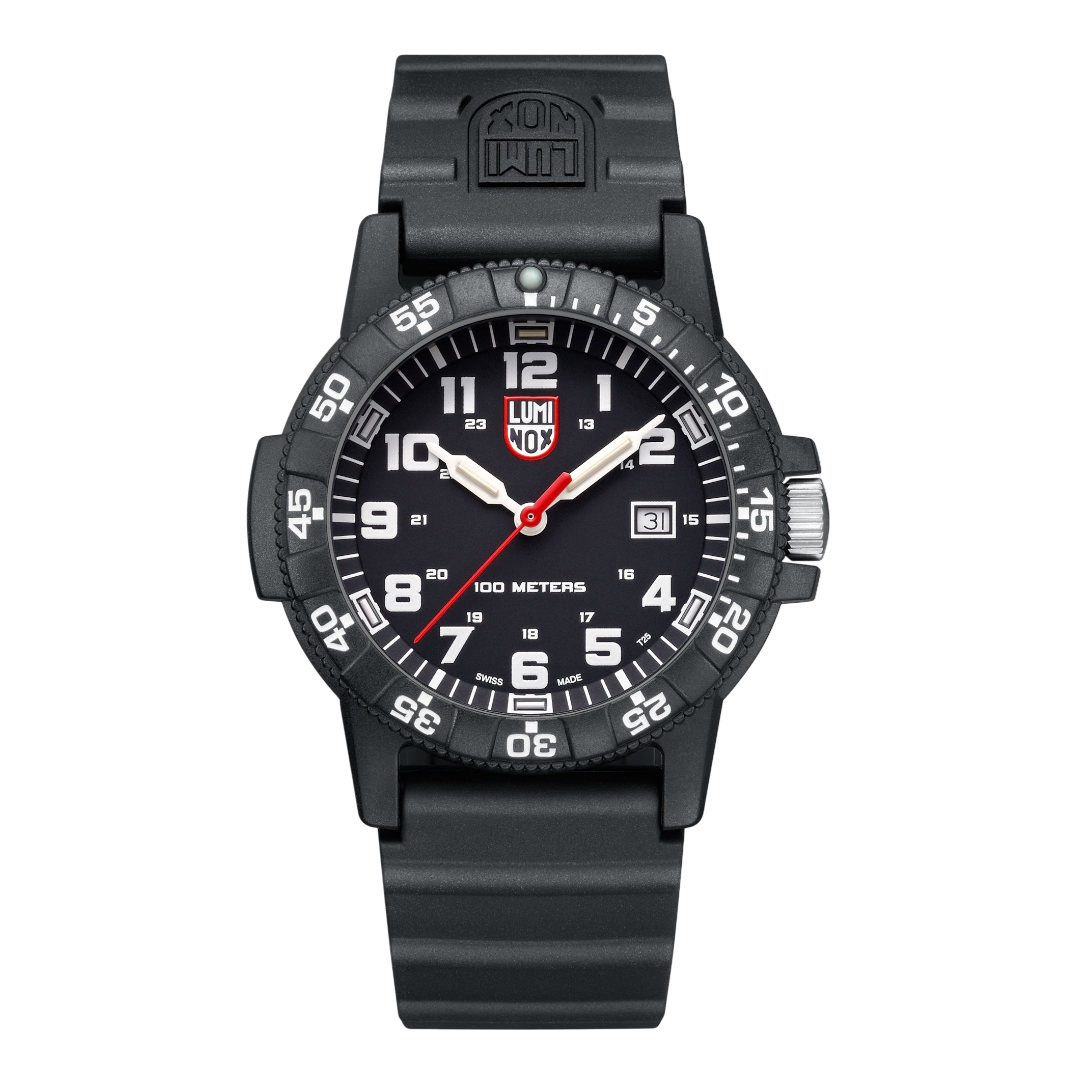 Discover the Luminox Canada Leatherback Sea Turtle Giant 0321.L Swiss Watch. The Leatherback Sea Turtle Giant Turtle impresses with its 44 mm CARBONOXÃ¢â€žÂ¢ case and up to 100 meters water resistance.
