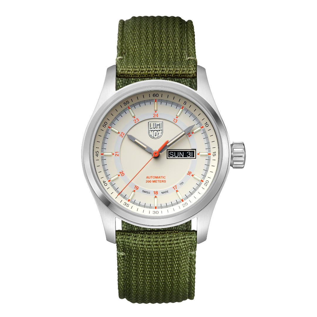 Discover the Luminox Canada Atacama Field Automatic 1907.NF Swiss Watch. The Atacama Field Series blends the functionality of a modern Swiss timepiece with an updated retro look for the ultimate incarnation of an iconic design.