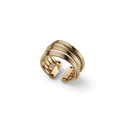 Discover the Unoaerre Golden silver ring. Silver ring with five intertwined strands in striped finish.