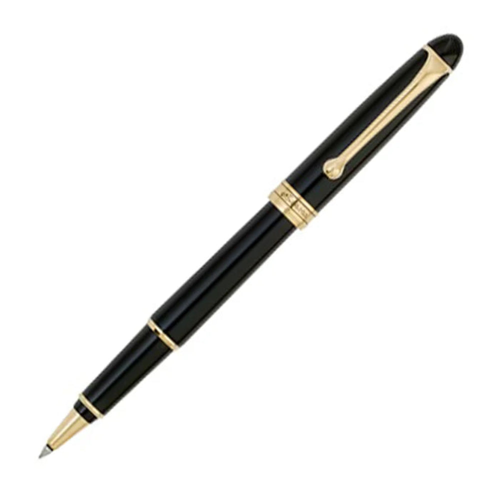 Discover the Aurora 88 Roller Pen. Elevate your writing with the 88 Roller, a sophisticated pen that combines functionality with timeless elegance.