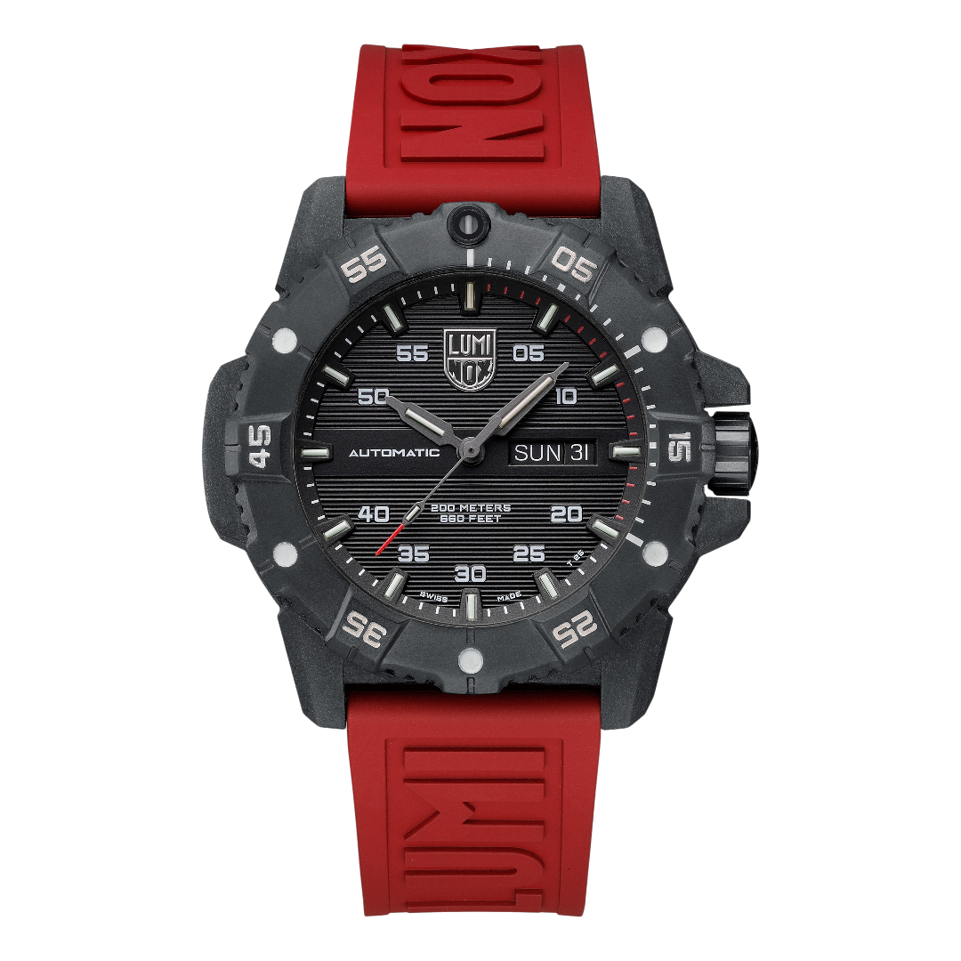 Discover the Luminox Canada Master Carbon SEAL Automatic XS.3875 Swiss Watch. 3860 SERIES, 45 mm - Swiss Automatic Movement - CARBONOXÃ¢â€žÂ¢+ is three times lighter than titanium - Superior Tensile Strength and scratch resistance Main Characteristics Ã‚ Swiss Made Constant glow for up to 25 years in any light condition 45mm Diameter 200 meters Water Resistance, 20 ATM, 660 feet, individually tested Swiss Automatic Movement Ã¢â‚¬â€œ SELLITA SW 220-1 CARBONOXÃ¢â€žÂ¢+ Case 316L Stainless Steel and unidirectio