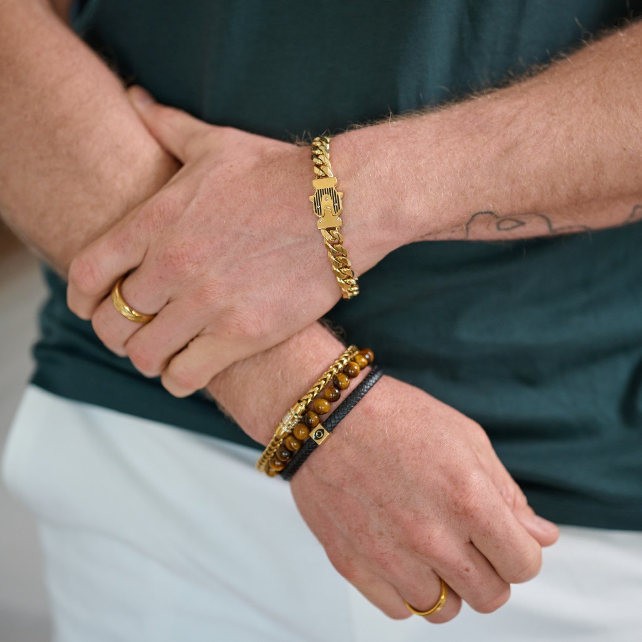 10MM CURB FANCY CLASP BRACELET